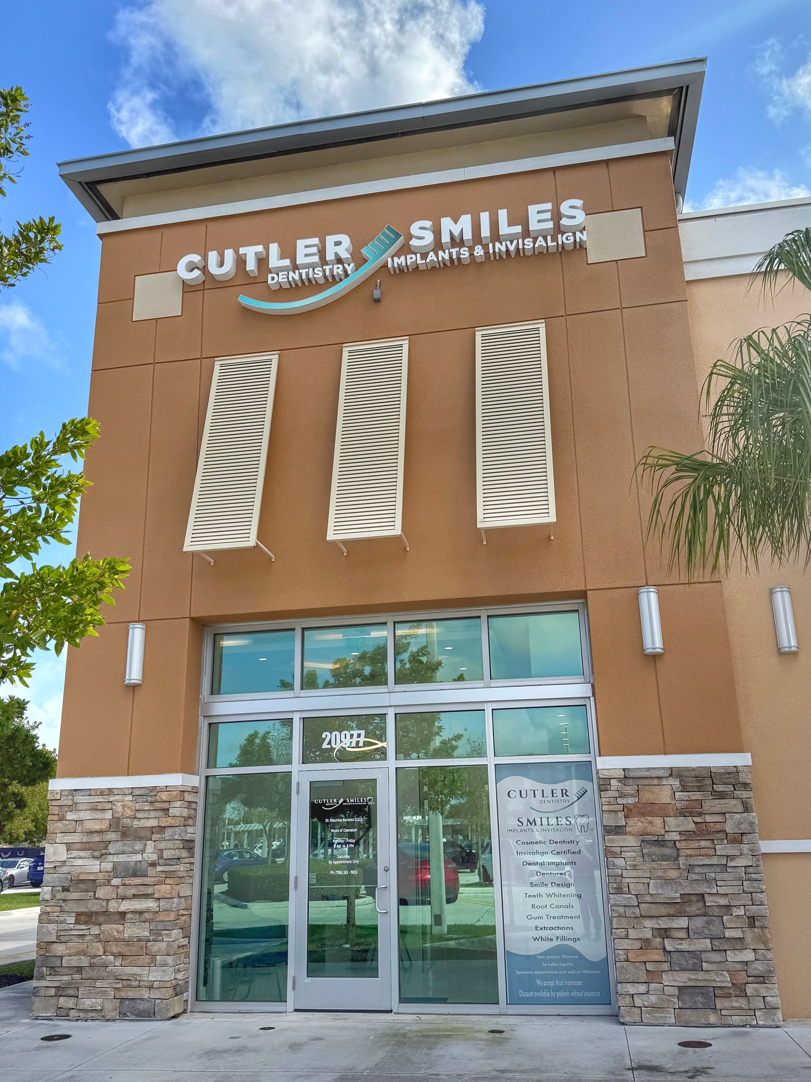Cutler Smiles dental clinic in Cutler Bay FL